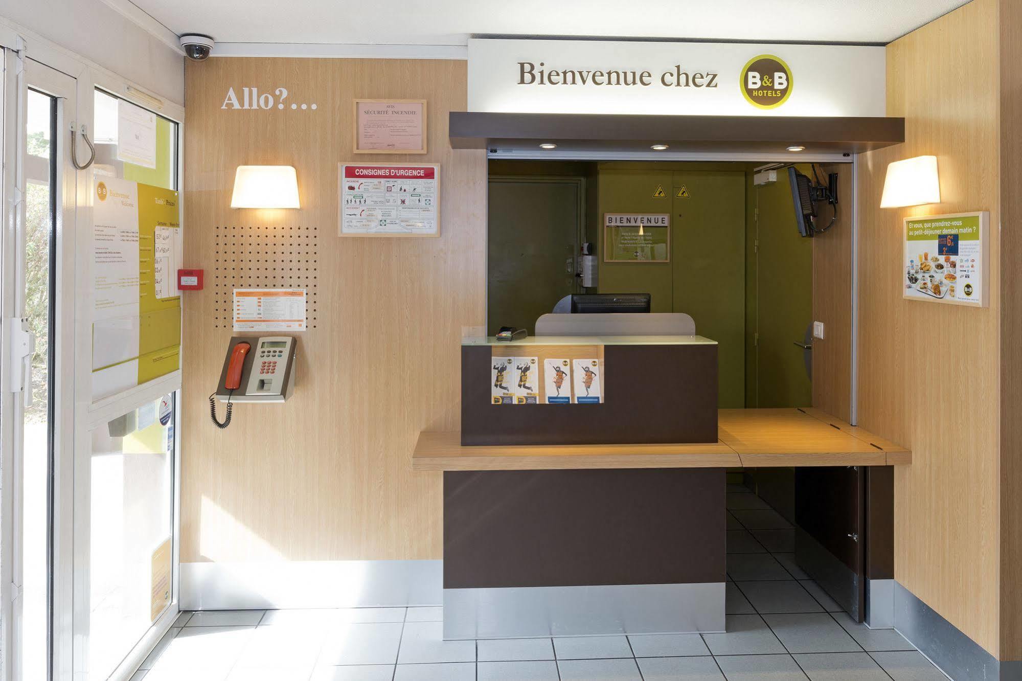 B&B HOTEL Nantes Parc Expos La Chapelle Exterior foto